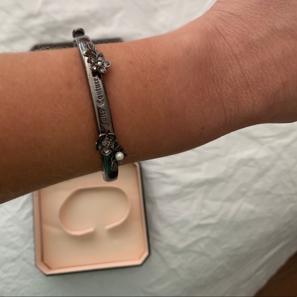 Juicy Couture Bracelet - Picture 2 of 3